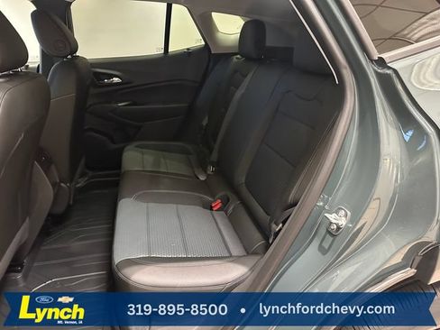New 2026 Chevrolet Trax LT w/ Sunroof Package FWD image 14