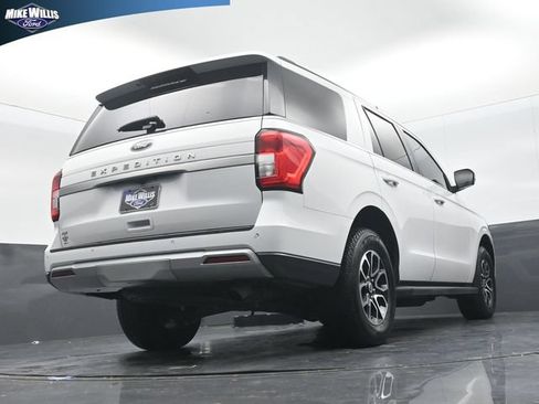 Used 2024 Ford Expedition XLT RWD image 23
