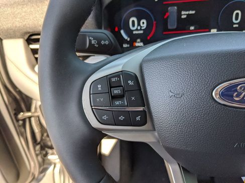 New 2026 Ford Explorer Active w/ Active Comfort Package image 28