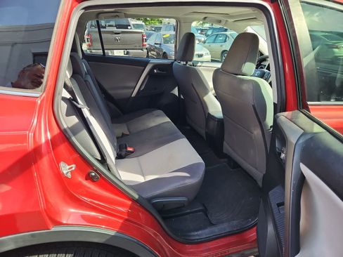 Used 2015 Toyota RAV4 XLE FWD image 23