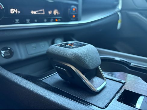 New 2026 Nissan Rogue Platinum w/ Platinum Premium Package image 16