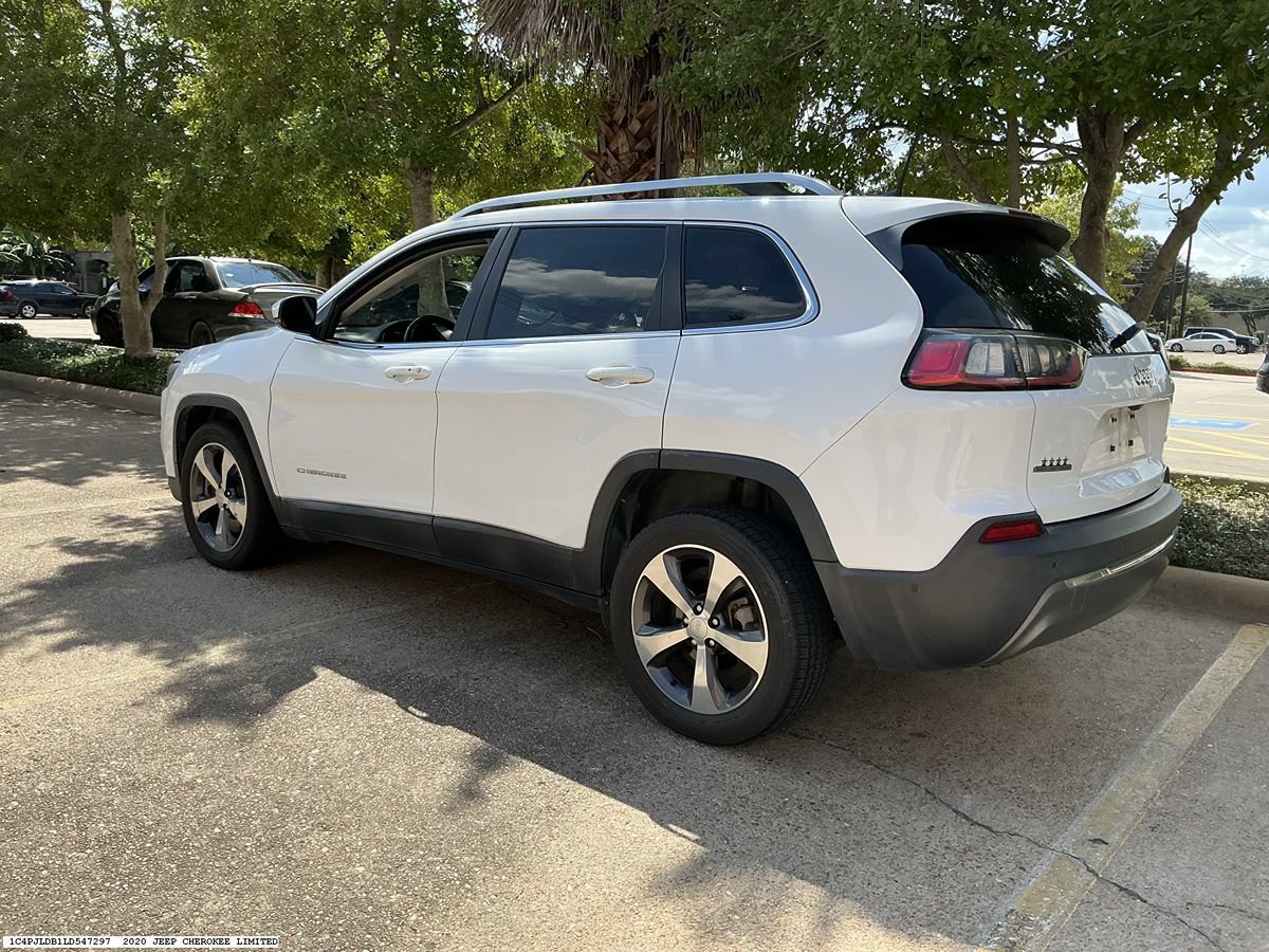 Used 2020 Jeep Cherokee Limited w/ Technology Group FWD image 5