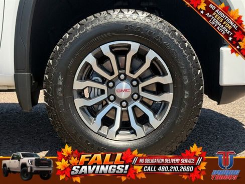 Used 2021 GMC Sierra 1500 AT4 w/ AT4 Value Package AWD/4WD image 6