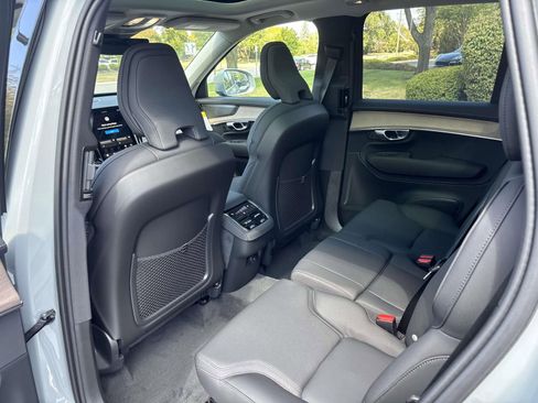 New 2026 Volvo XC90 B6 Plus w/ Protection Package Premier AWD/4WD image 27
