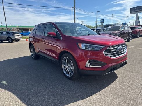 Used 2024 Ford Edge Titanium w/ Equipment Group 301A AWD/4WD image 7