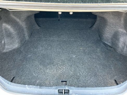 Used 2017 Toyota Camry SE image 13