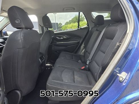 Used 2022 GMC Terrain SLE w/ Driver Convenience Package FWD image 12