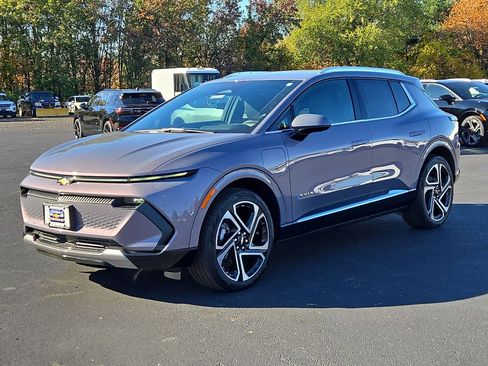 New 2026 Chevrolet Equinox EV LT w/ Convenience Package II image 10