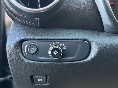 Used 2021 Chevrolet Blazer LT image 15