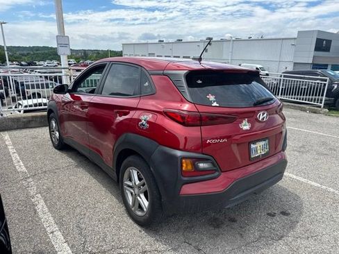Used 2021 Hyundai Kona SE FWD image 5