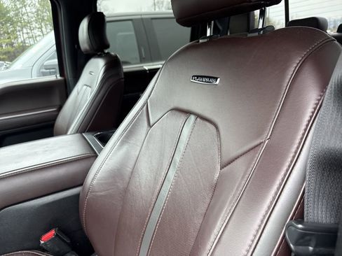 Used 2017 Ford F150 Platinum w/ Equipment Group 701A Luxury image 9