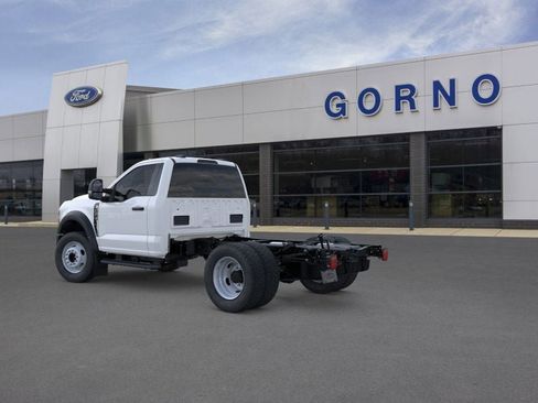 New 2026 Ford F450 XL w/ XL Chrome Package image 4