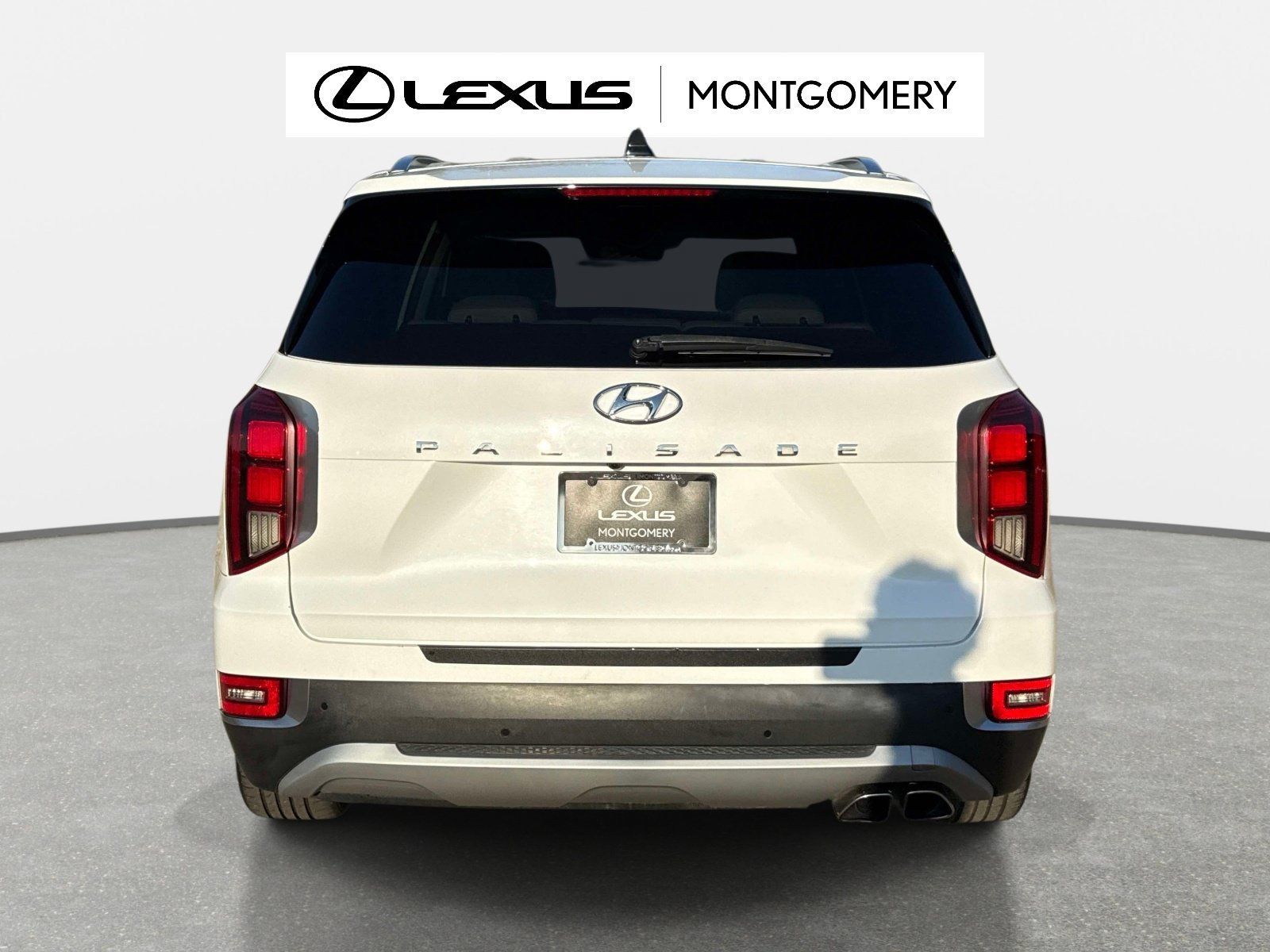 Used 2022 Hyundai Palisade SEL w/ Premium Package FWD image 4