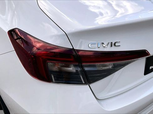 Used 2025 Honda Civic LX image 28