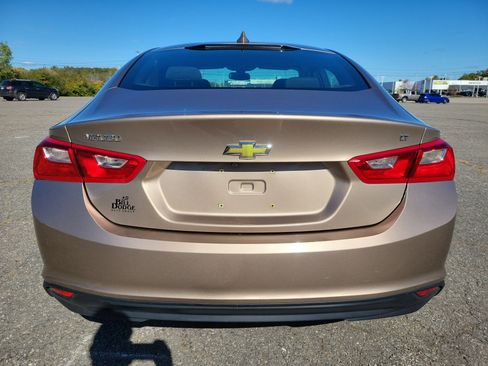 Used 2018 Chevrolet Malibu LT image 6