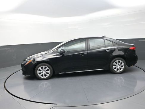 Used 2024 Toyota Corolla LE image 53