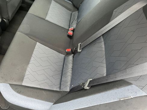 Used 2025 Nissan Versa SV FWD image 35