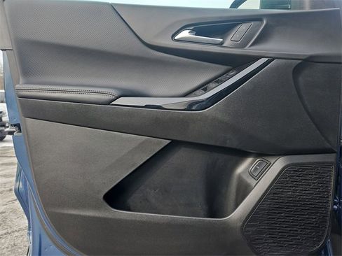 Used 2025 Chevrolet Equinox LT w/ Convenience Package II image 22