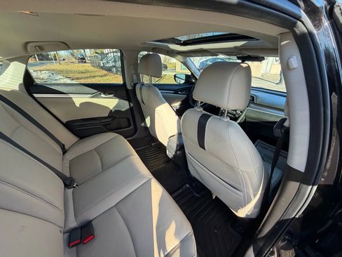 Used 2018 Honda Civic Touring image 15
