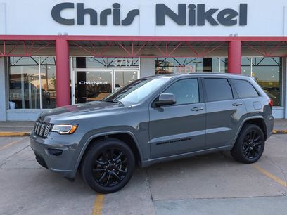 Used 2022 Jeep Grand Cherokee Laredo X