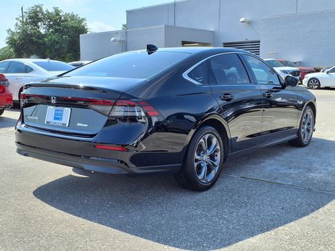 Used 2024 Honda Accord EX image 24