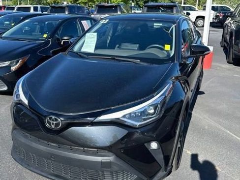 Used 2022 Toyota C-HR Limited FWD image 1