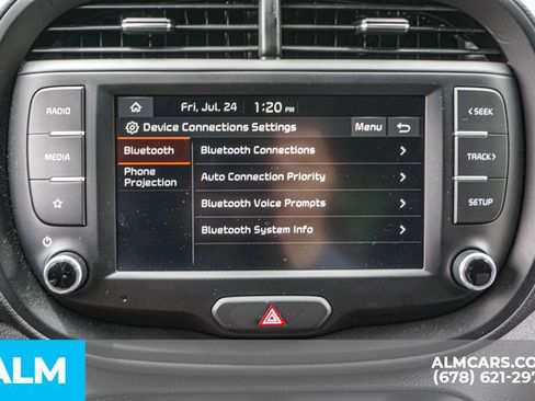 Used 2025 Kia Soul LX w/ LX Technology Package FWD image 36
