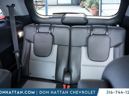 Used 2023 Ford Explorer XLT w/ Equipment Group 202A AWD/4WD image 26