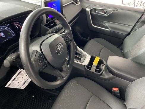 New 2025 Toyota RAV4 XLE image 21