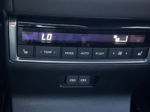 Certified 2024 Lexus GX 550 w/ Accessory Package (2T) image 16