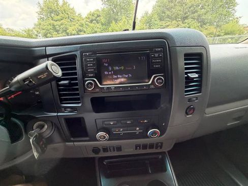 Used 2018 Nissan NV 2500 SV RWD image 42