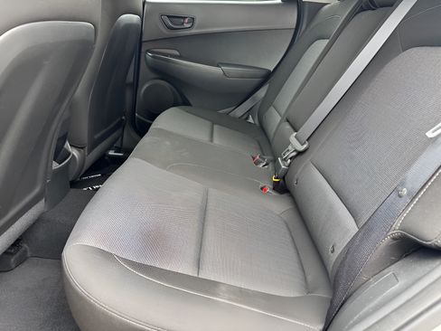 Used 2023 Hyundai Kona SEL AWD/4WD image 15