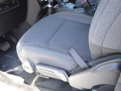 New 2025 Jeep Wrangler Sport S image 20