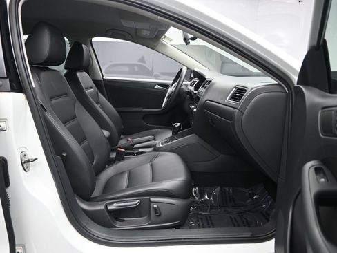 Used 2014 Volkswagen Jetta SE FWD image 20