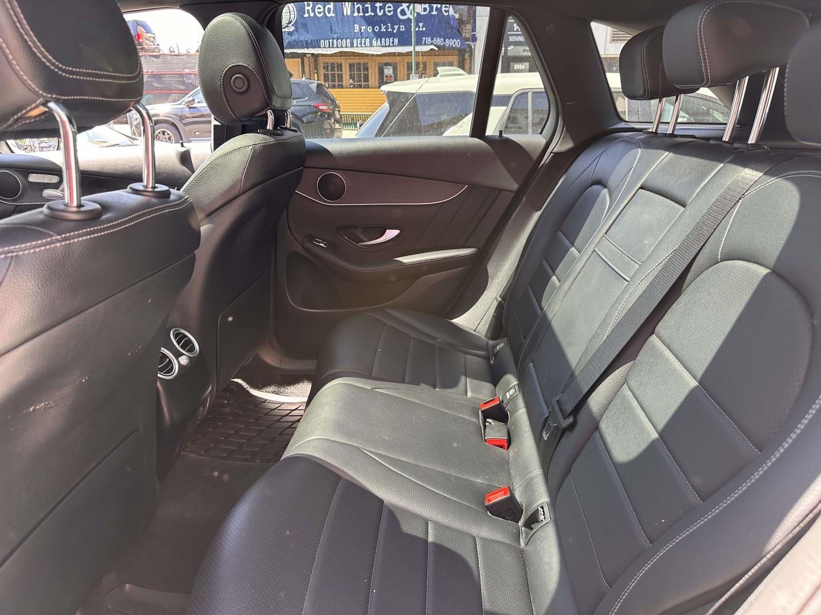 Used 2022 Mercedes-Benz GLC 300 4MATIC image 17