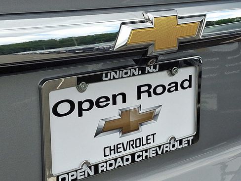 Used 2023 Chevrolet Traverse LT AWD/4WD image 30