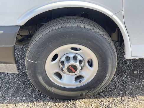 New 2025 GMC Savana 2500 Extended w/ Driver Convenience Package image 32