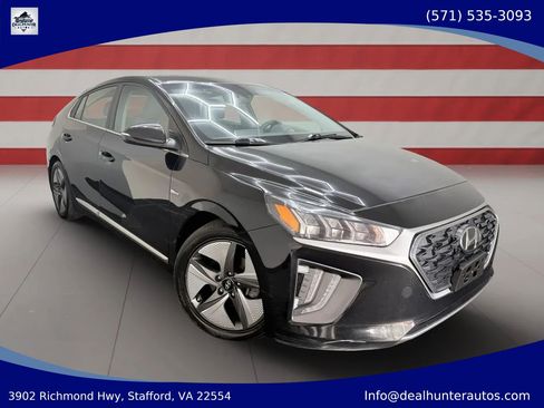 Used 2020 Hyundai Ioniq SEL FWD image 3