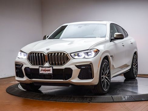 Used 2023 BMW X6 M50i w/ Executive Package image 1
