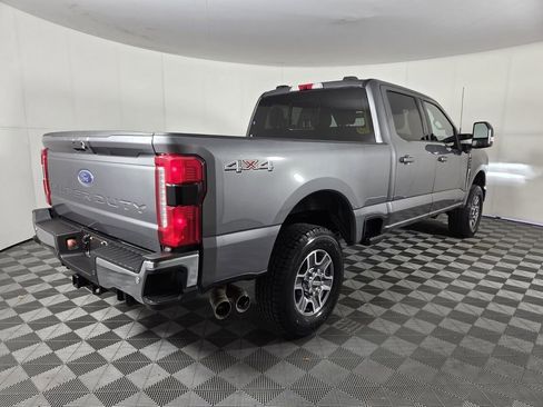 Used 2024 Ford F250 Lariat image 5