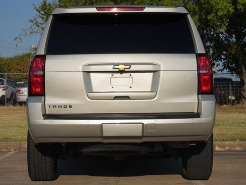 Used 2017 Chevrolet Tahoe LT w/ Luxury Package RWD image 17