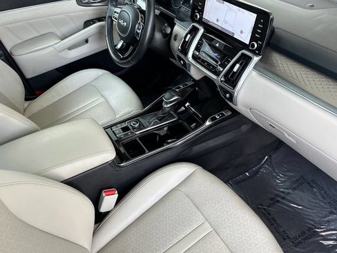 Used 2022 Kia Sorento SX AWD/4WD image 17