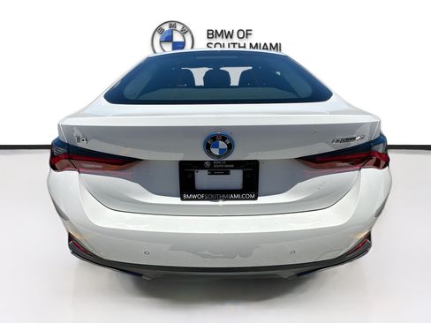 Used 2025 BMW i4 eDrive40 w/ Parking Assistance Package RWD image 4
