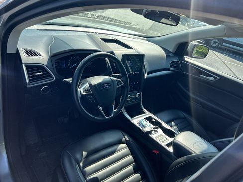 Used 2024 Ford Edge SEL AWD/4WD image 5