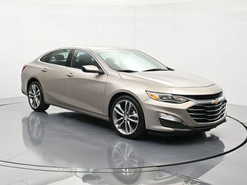 Certified 2024 Chevrolet Malibu LT image 3