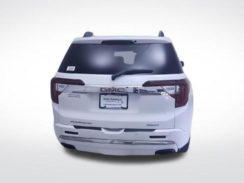 Used 2023 GMC Acadia Denali AWD/4WD image 9