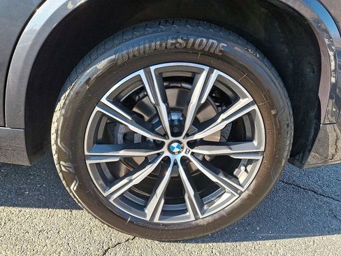 Used 2022 BMW X5 xDrive40i w/ M Sport Package image 7
