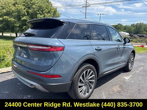 Used 2023 Lincoln Corsair Reserve AWD/4WD image 12