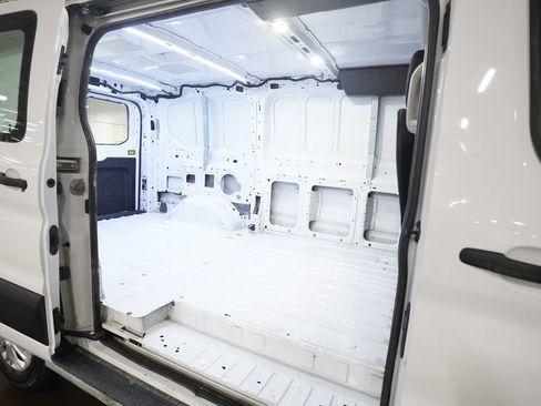 Used 2022 Ford Transit 250 Low Roof w/ Exterior Upgrade Package RWD image 17