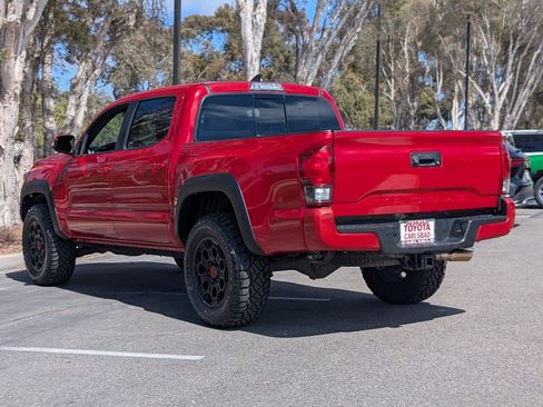 Used 2019 Toyota Tacoma TRD Sport w/ Technology Package RWD image 12